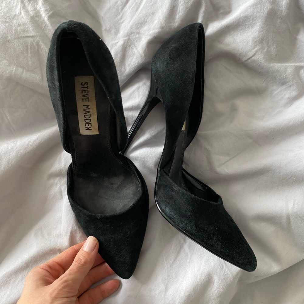 Steve Madden black suede pointy heels